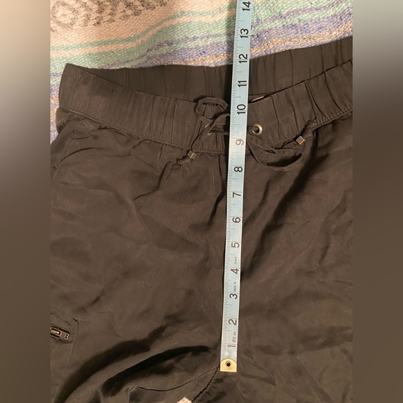 EUC Banana Republic Cargo Jogger - Picture 3 of 4